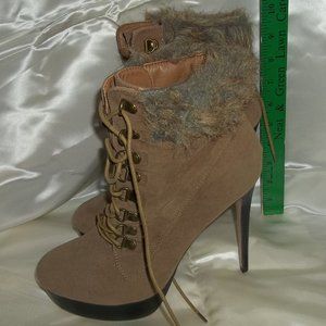 Shoe Dazzle Heel boots Size 9.5